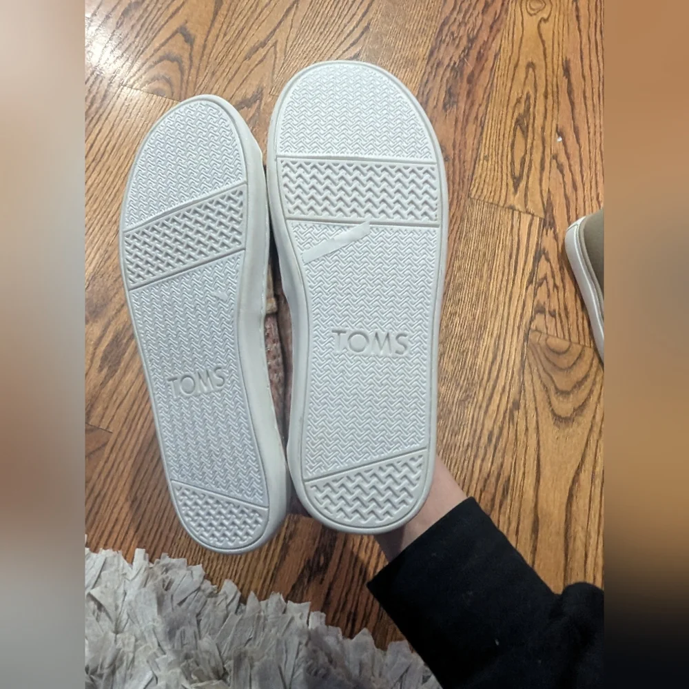 Toms comfortable stylish